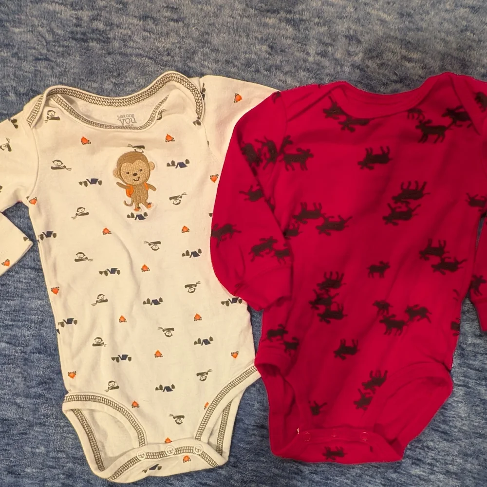 Carter's 6M Baby Bodysuits and Pants Set - Black and Red